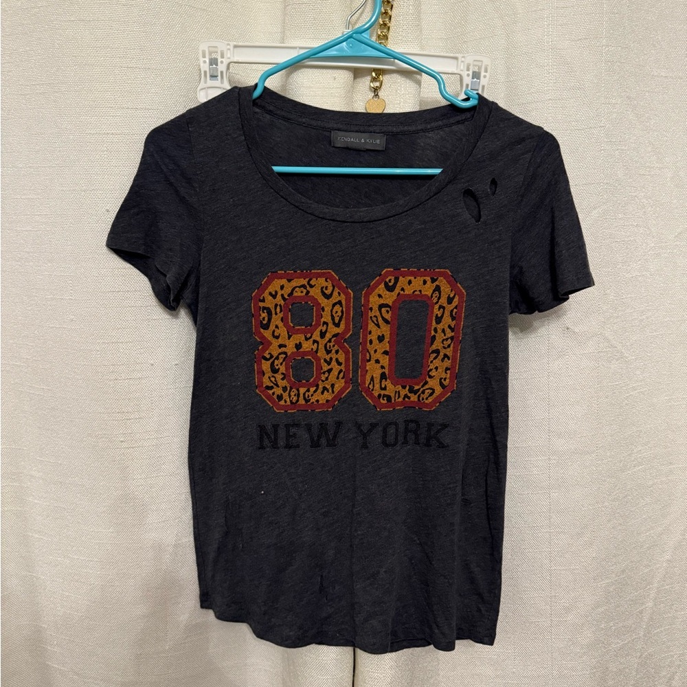 Charcoal Gray Graphic Tee by Kendall & Kylie